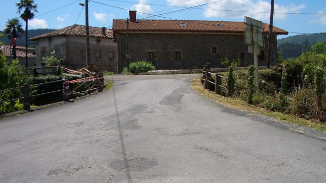 Comienzo de las obras del puente en Bº la Lastra